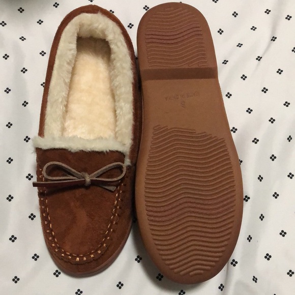 New, warm and comfortable. - Picture 4 of 8